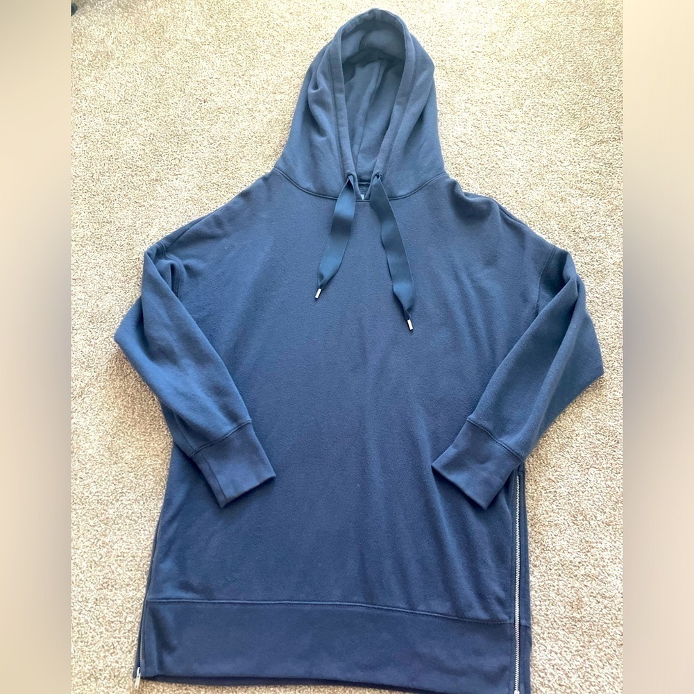 Aerie Blue Hooded Sweatshirt With Zip Up Sides Size Medium‎